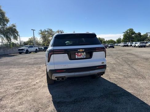 New 2026 Chevrolet Traverse LT w/ Driver Confidence Package image 9