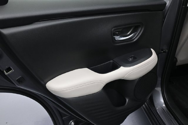 Certified 2026 Honda HR-V LX image 16