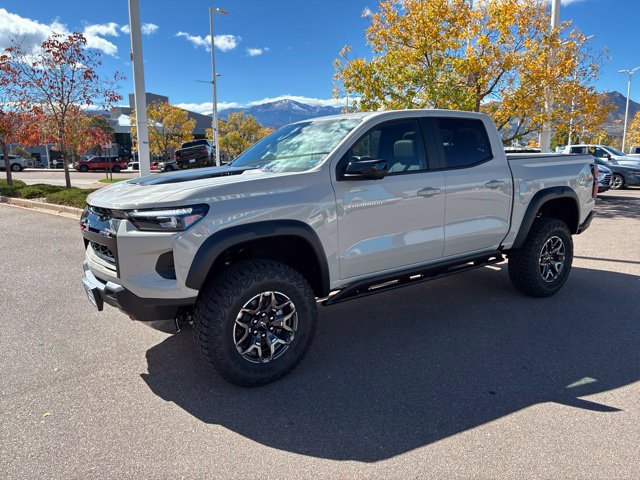 New 2026 Chevrolet Colorado ZR2 w/ Technology Package AWD/4WD image 3