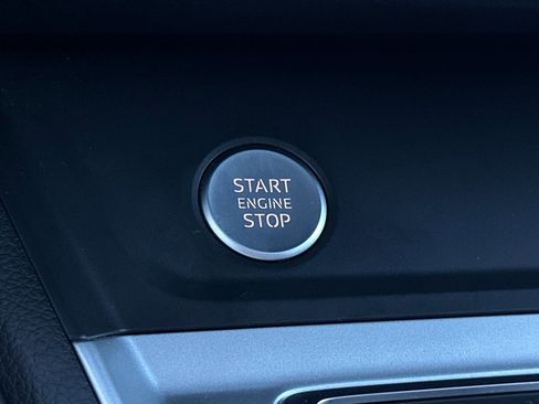 Used 2020 Audi Q3 2.0T Premium Plus w/ Premium Plus Package image 34