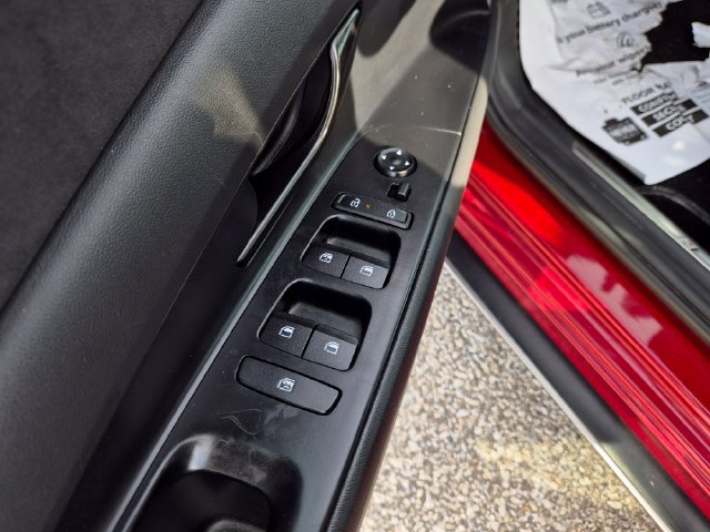 Used 2025 Hyundai Elantra N FWD image 13