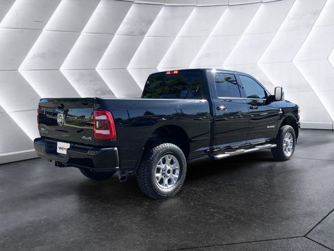 Used 2024 RAM 2500 Laramie w/ Safety Group AWD/4WD image 4