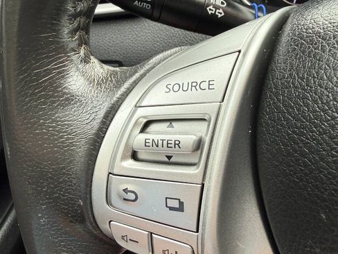 Used 2014 Nissan Rogue SL w/ SL Premium Package AWD/4WD image 26