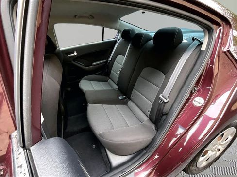 Used 2018 Kia Forte LX FWD image 20