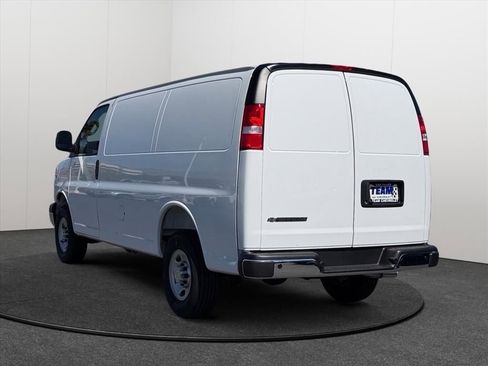 New 2026 Chevrolet Express 2500 w/ Driver Convenience Package RWD image 4