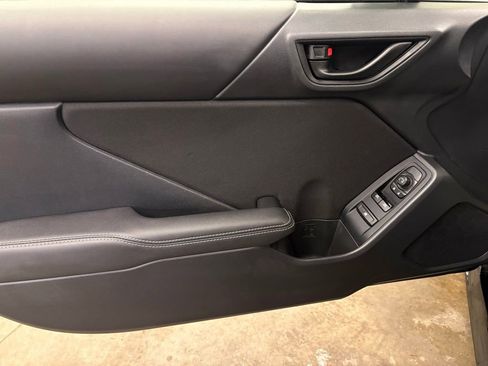 Used 2025 Toyota GR86 w/ ALL Weather Mat Package (TMS) RWD image 7