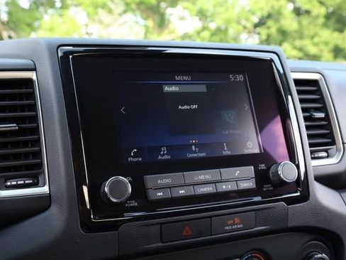 Certified 2022 Nissan Frontier SV AWD/4WD image 10