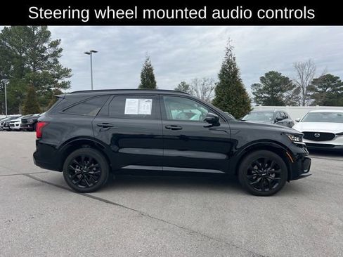 Used 2022 Kia Sorento SX image 10