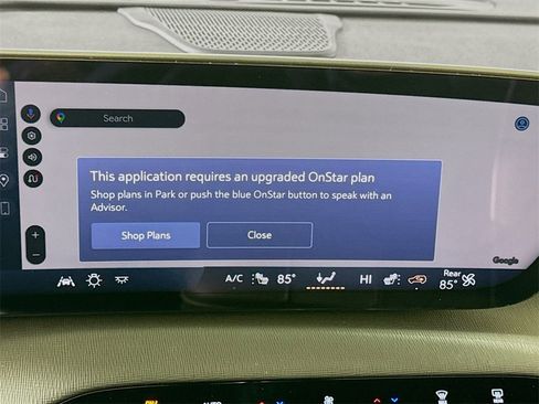 Used 2025 Buick Enclave Preferred image 11