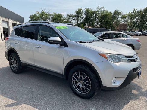 Used 2014 Toyota RAV4 XLE AWD/4WD image 10