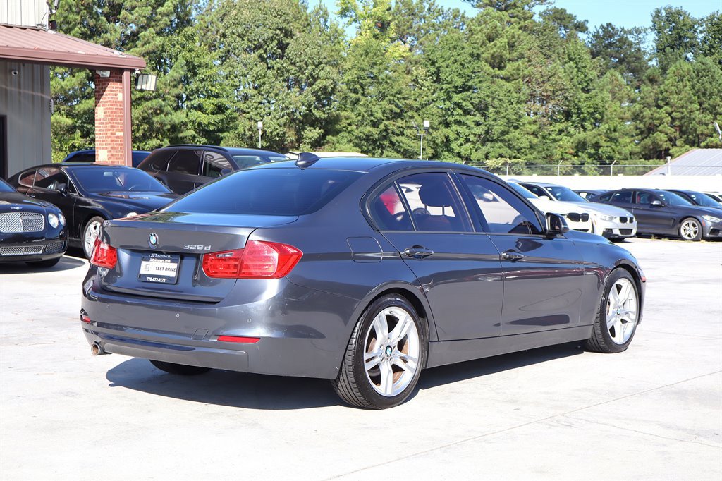Used 2014 BMW 328d Sedan RWD image 7