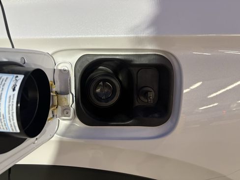 Certified 2025 Honda CR-V EX-L image 32