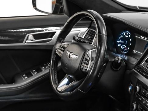 Used 2018 Genesis G80 3.3T Sport RWD image 17