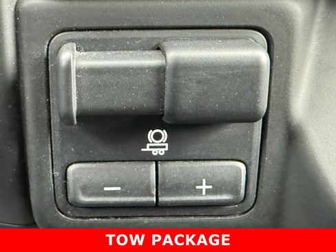 Used 2022 Chevrolet Silverado 2500 Custom w/ Custom Convenience Package image 24