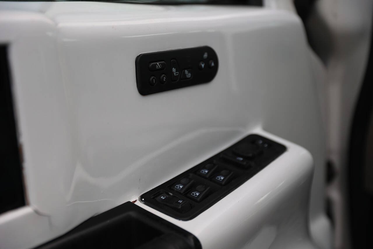 Used 2006 HUMMER H2 SUT AWD/4WD image 16