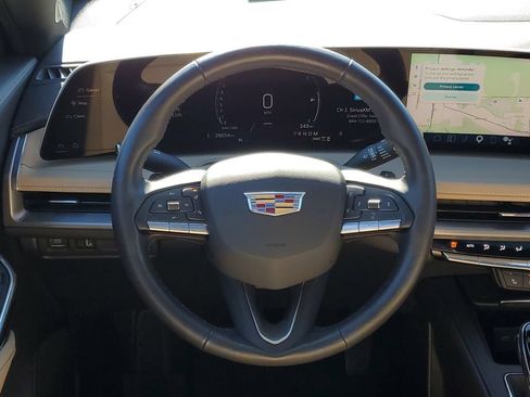 Certified 2024 Cadillac XT4 Luxury w/ Cold Weather Package AWD/4WD image 23