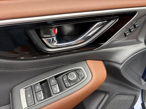 Used 2021 Subaru Outback Touring w/ Popular Package #2 image 21