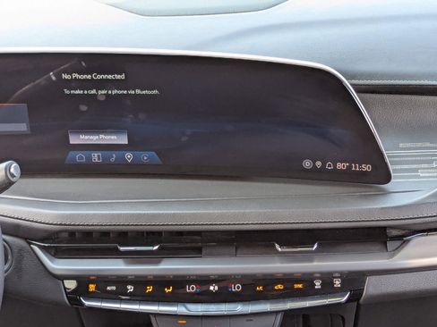 Certified 2024 Cadillac XT4 Premium Luxury image 19