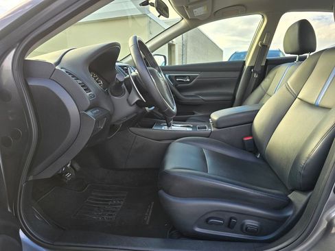 Used 2018 Nissan Altima 2.5 SR w/ SR Midnight Edition image 20