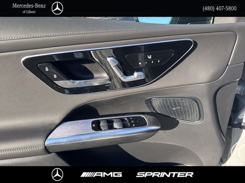 New 2026 Mercedes-Benz GLC 300 image 12