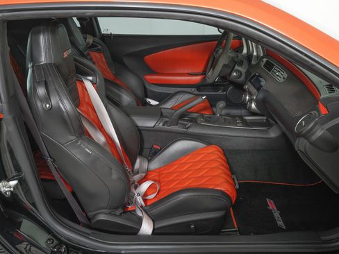 Used 2015 Chevrolet Camaro Z/28 image 9