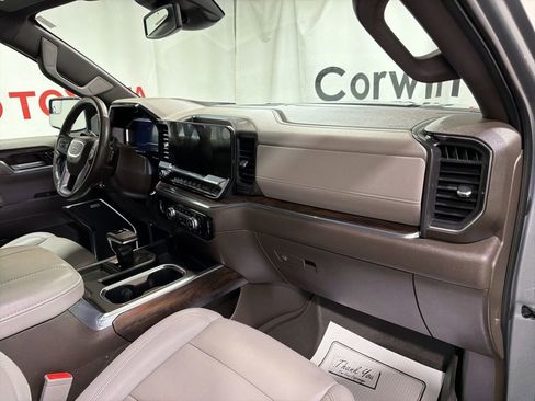 Used 2023 GMC Sierra 1500 SLT w/ SLT Premium Package image 13