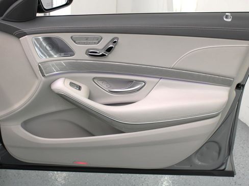 Used 2015 Mercedes-Benz S 550 Sedan image 53