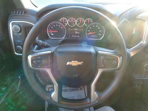 Used 2022 Chevrolet Silverado 2500 LT image 15