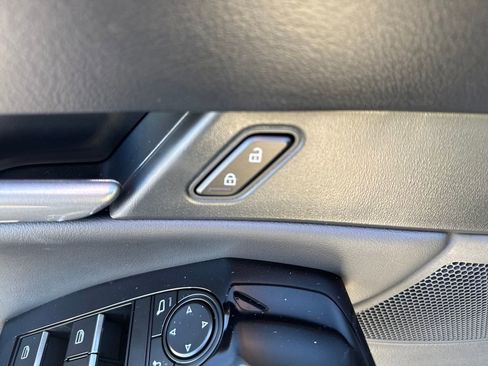 Used 2022 MAZDA CX-30 AWD 2.5 S w/ Preferred Package image 12