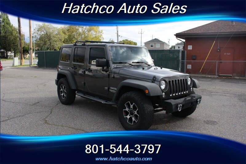 Used 2017 Jeep Wrangler Unlimited Sport w/ Connectivity Group AWD/4WD image 7