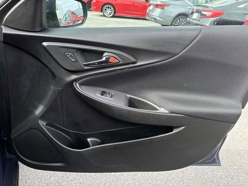 Certified 2025 Chevrolet Malibu LT image 13