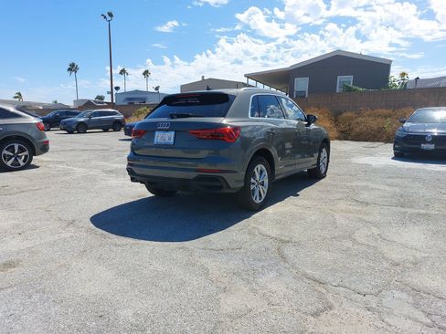 Certified 2025 Audi Q3 2.0T Premium w/ Convenience Package AWD/4WD image 3
