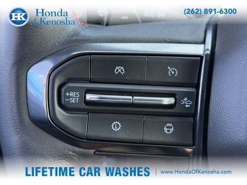 Used 2025 GMC Yukon AT4 Ultimate w/ LPO, Floor Liner Package image 13