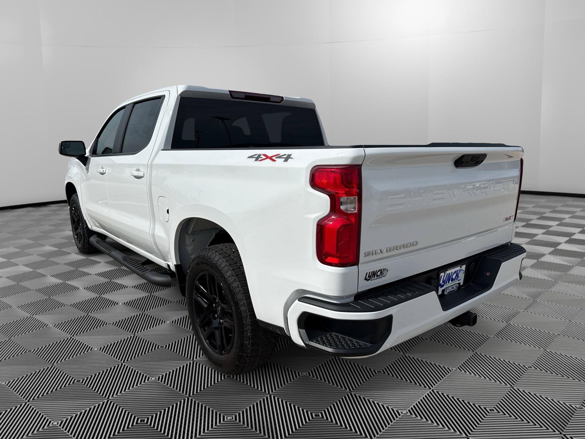 New 2026 Chevrolet Silverado 1500 RST w/ RST Select Package AWD/4WD image 3