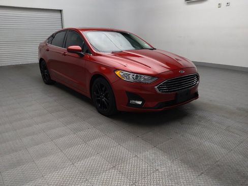 Used 2020 Ford Fusion SE w/ Equipment Group 151A FWD image 13