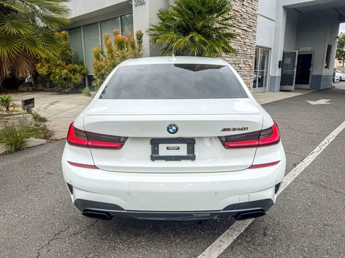 Used 2022 BMW M340i w/ Premium Package image 11