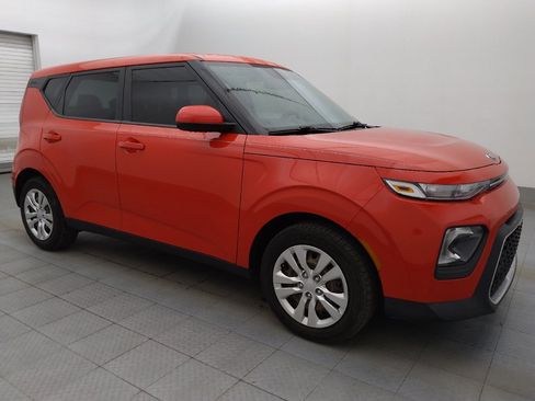 Used 2020 Kia Soul LX FWD image 11