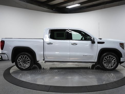 New 2026 GMC Sierra 1500 Denali Ultimate AWD/4WD image 11