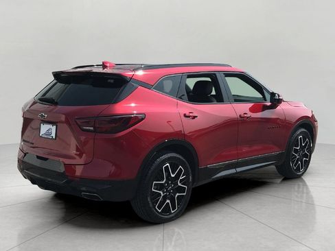 Certified 2023 Chevrolet Blazer RS w/ Driver Confidence II Package AWD/4WD image 5