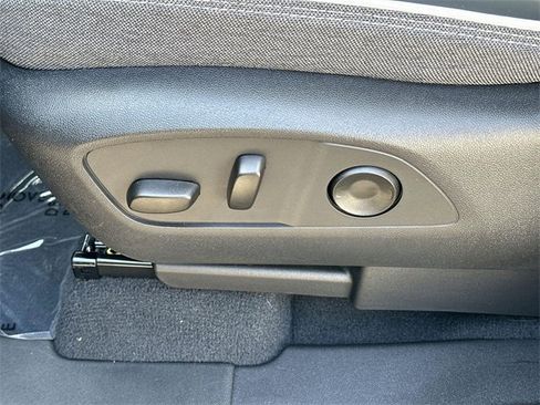 Used 2026 GMC Sierra EV Elevation image 32