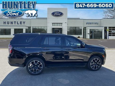 Used 2024 Chevrolet Tahoe RST w/ Luxury Package AWD/4WD image 4