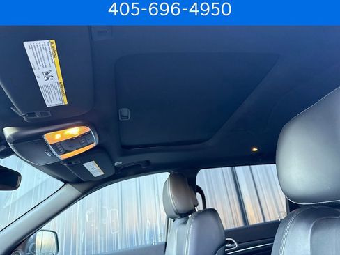 Used 2020 Jeep Grand Cherokee Limited AWD/4WD image 25