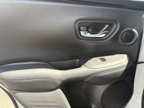 Certified 2024 Honda HR-V EX-L image 24