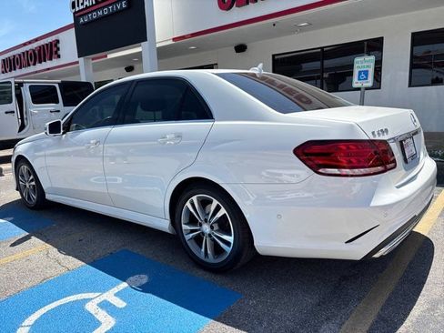 Used 2014 Mercedes-Benz E 250 BlueTEC Sedan image 4