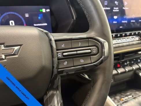 Used 2024 Chevrolet Colorado ZR2 w/ ZR2 Convenience Package III AWD/4WD image 15