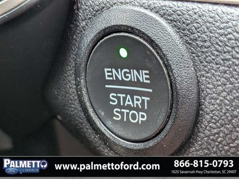 Used 2021 Ford Escape SE w/ Convenience Package FWD image 29