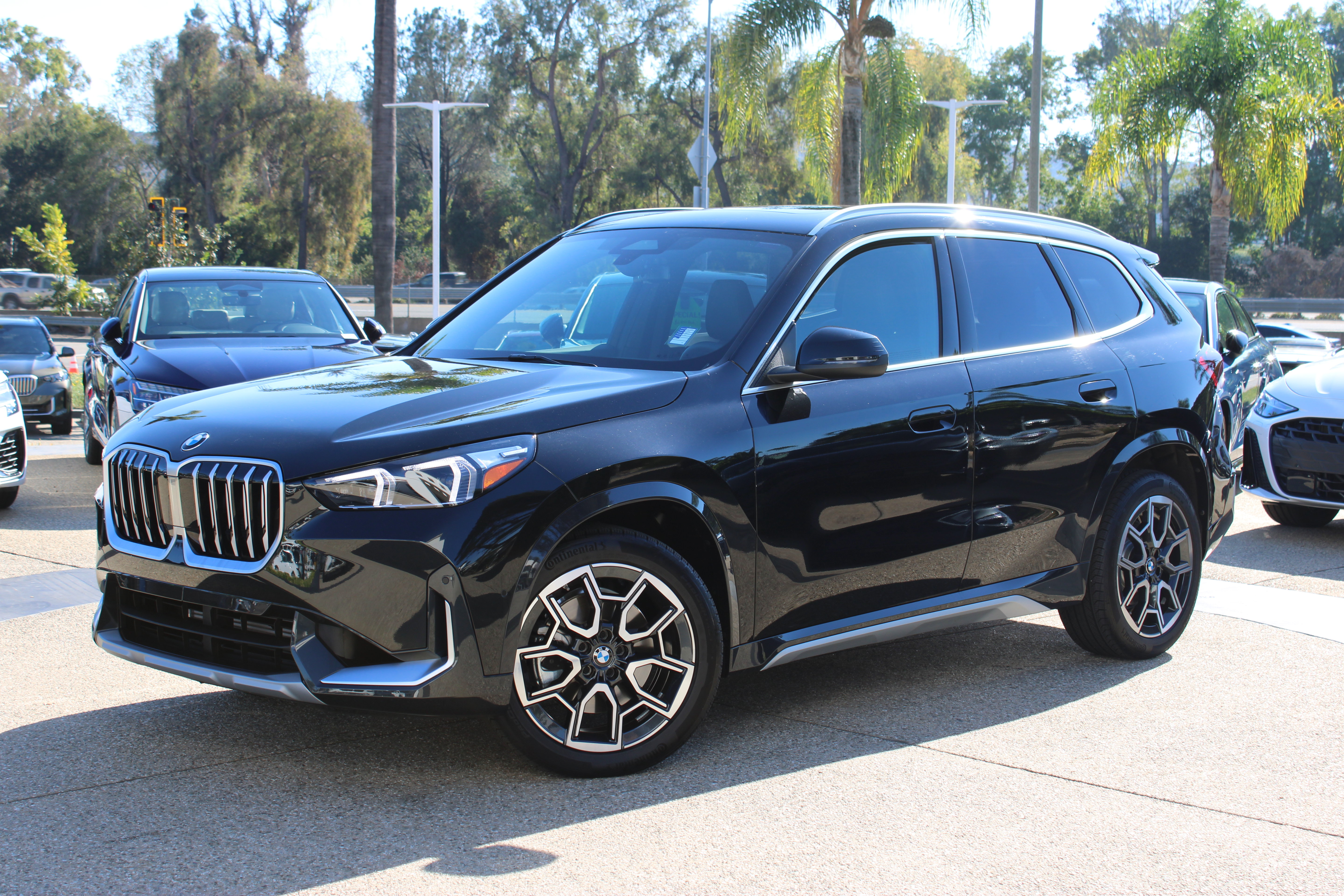 Used 2026 BMW X1 xDrive28i w/ Convenience Package AWD/4WD image 1