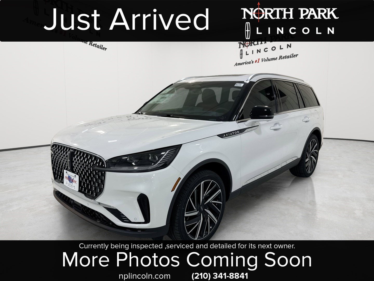Used 2025 Lincoln Aviator Reserve w/ Equipment Group 201A AWD/4WD image 1