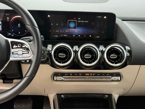 Certified 2023 Mercedes-Benz GLA 250 image 22