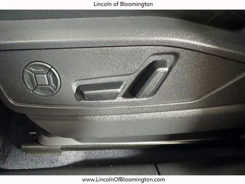 Used 2025 Audi Q5 Premium w/ Convenience Package AWD/4WD image 42